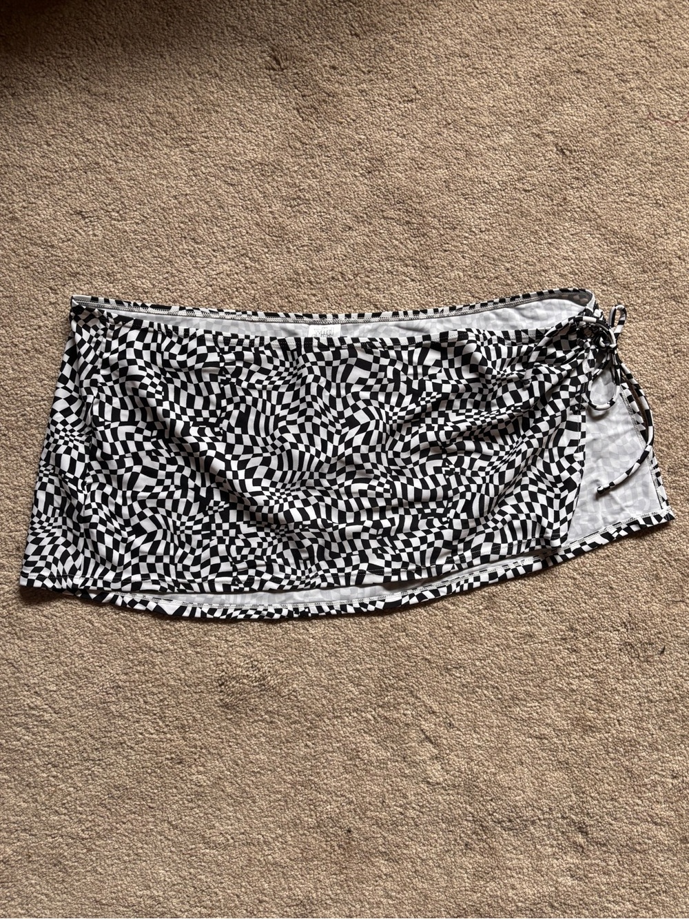 Wild Fable Black & White Optical Print Swim Cover-Up Skirt